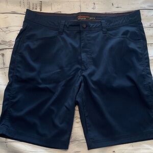 Hawke & Co Dark Blue Men's Flat Front Shorts Size 36 Preowned